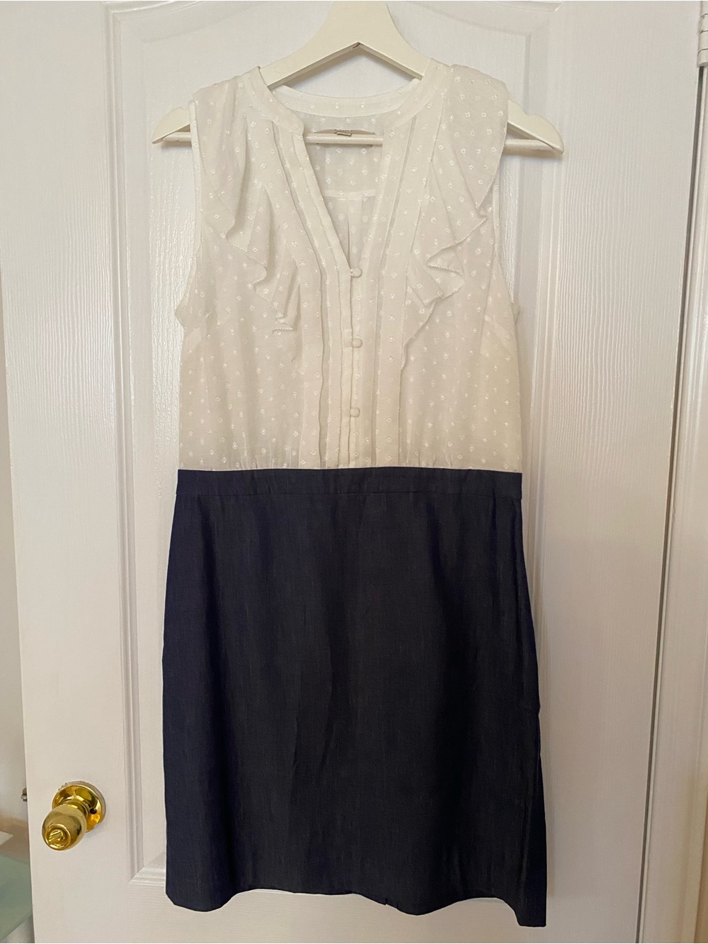 LOFT Two-Tone Sleeveless Ruffle Dot Midi Dress - White & Navy